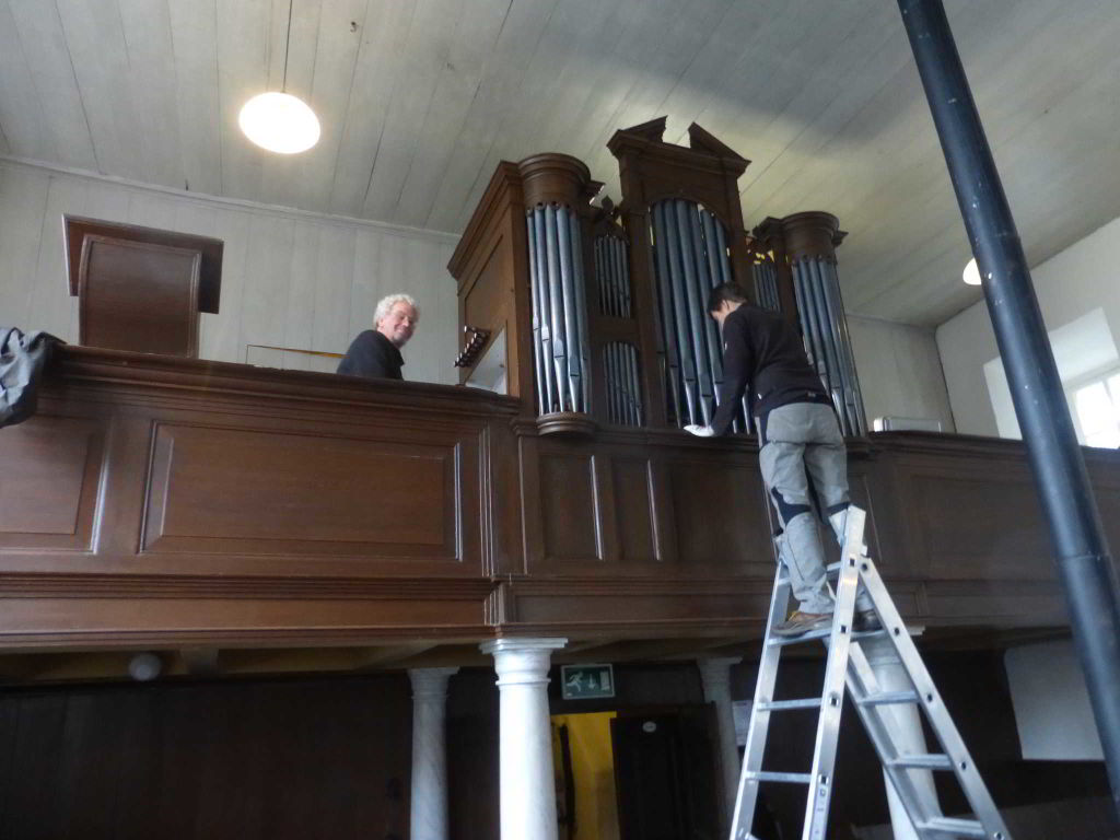 orgel klinkt weer